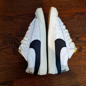 NIKE Blazer Low '77 Jumbo